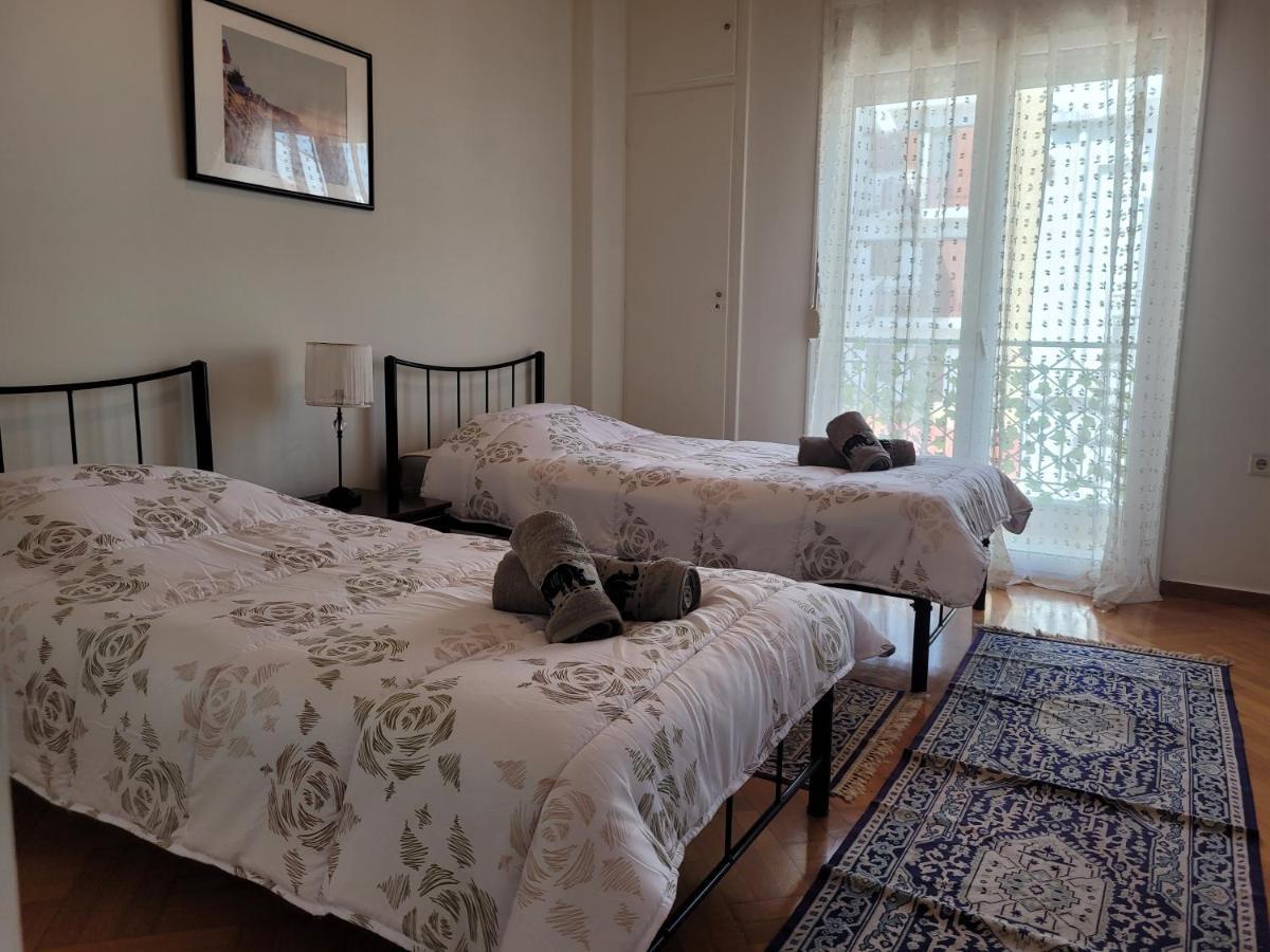 City Center Apartment Arta Bagian luar foto